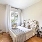 Elisa By Whale Homes Villa Padenghe sul Garda