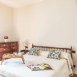 Elisa By Whale Homes Padenghe sul Garda