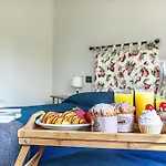 Elisa By Whale Homes Villa