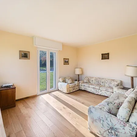 Elisa By Whale Homes Villa *