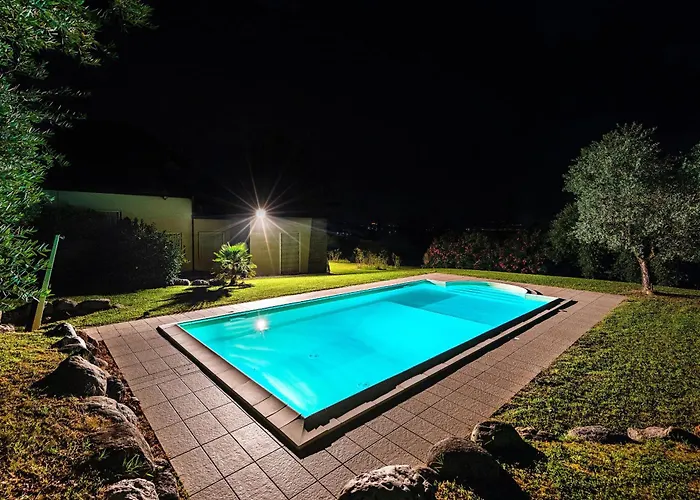 Villa Elisa By Whale Homes Padenghe sul Garda